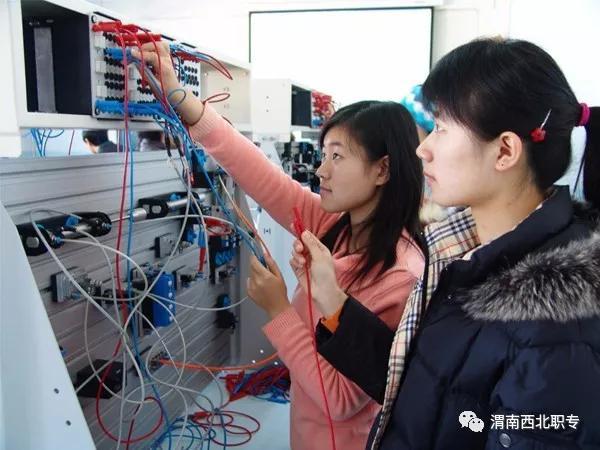 中考失利怎么办?读渭南西北职专 升学就业两不