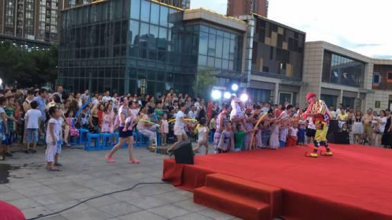 2017浐灞生态区文化惠民演出送到群众家门口