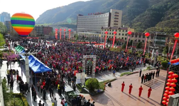 黄龙累计接待游客227万人次 综合收入超过15