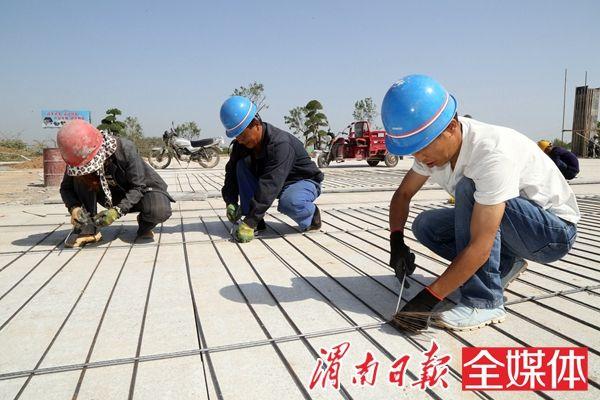 渭南历年人口变化_渭南师范学院(2)