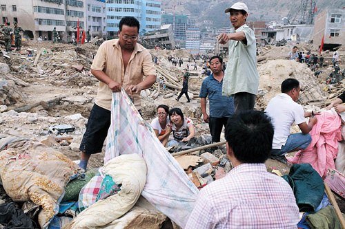 死亡人口最多的地震_世界上死亡人数最多的地震(3)