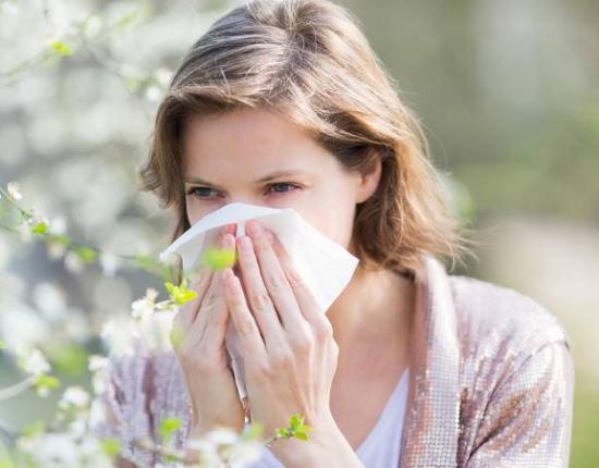 春季花粉过敏怎么办 妙招教你自测和预防