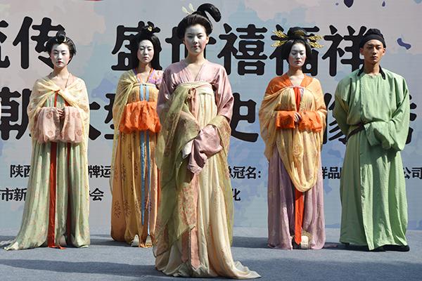 “穿”越唐朝大型城市历史影像秀活动盛大启幕