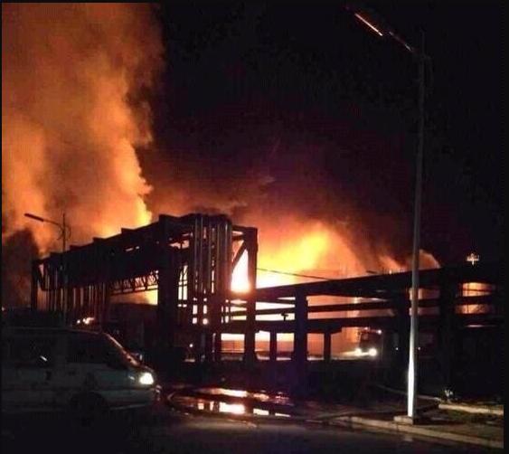 延安炼油厂轻质油储存罐发生着火事故3人烧伤