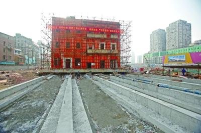 武汉百年老房子整体平移 东移70米10天到位