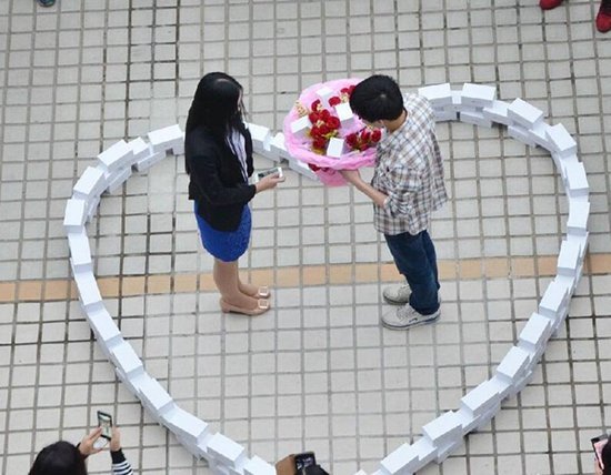 99台iPhone6表白被拒 不如给她一个家咯_频道