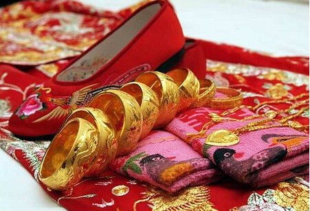 结婚三大件 10年一换惹人感叹 婚要趁早结~_