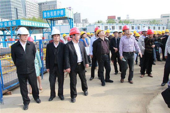 江苏建筑施工安全文明标准化工地观摩会走进三