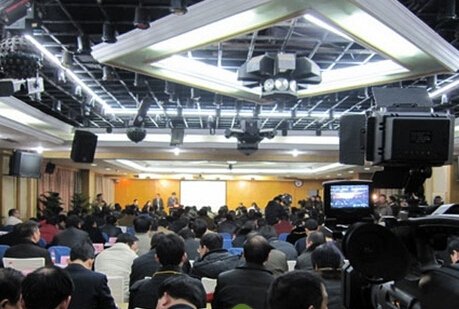 地成交 903地块28次叫价898地块将建大润发_