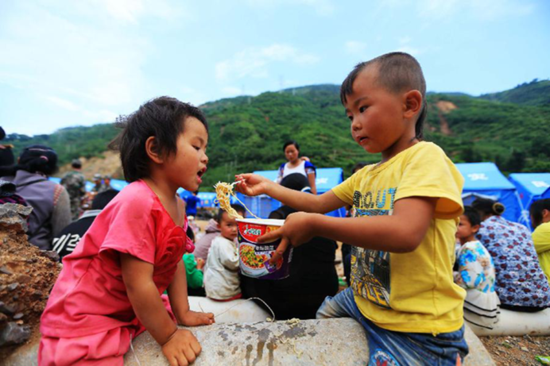 爱从未停歇 灾难中的正能量_频道-烟台