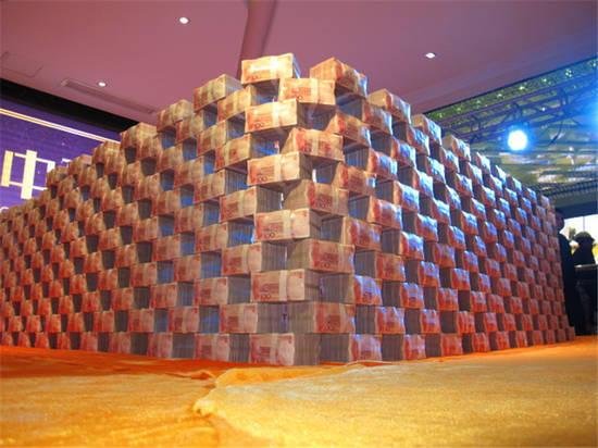 开发商堆1亿现金为农民工发工资 质量那是杠杠