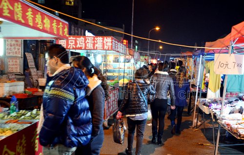 <em>烟大</em>市场下月搬迁至万象城 升级为上下两层 _