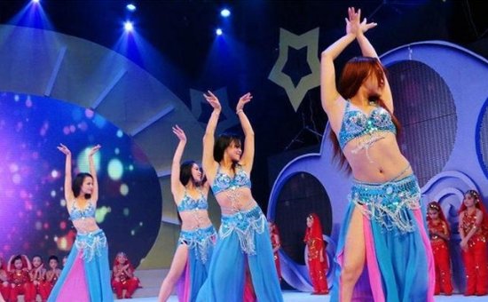 激舞飞扬魅力绽放 恒大帝景肚皮舞表演即将热辣来袭_房产宜昌站_腾讯网