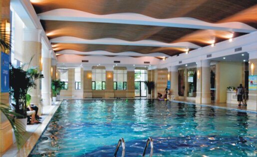 宜昌进入烧烤模式 恒大帝景五星级泳池即将盛