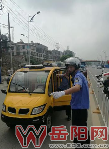 岳阳城区多路段提质改造 市民出行需注意