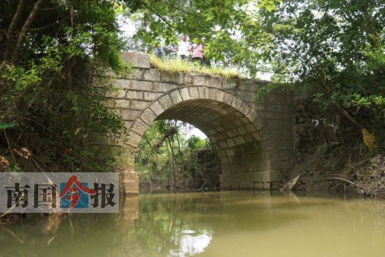 柳州发现疑似古代桥梁 当地人称 大桥 与古文吻