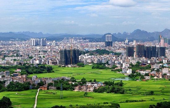 探秘:玉林北流凭啥引来广西第一只金凤凰?_