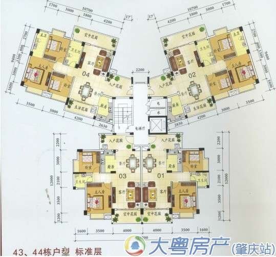 肇庆楼市 正文  泰湖新城独享30000平方米人工湖景主张利用原有的地形