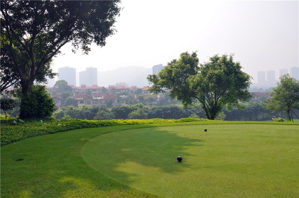 第一发布008期:零距离感受幸福 镇江媒体雅居