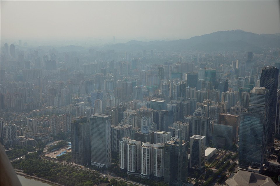 第一发布008期:零距离感受幸福 镇江媒体雅居