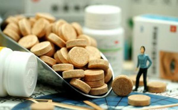 为谋私利竟借保健品“榨”钱 每粒成本仅需几角钱