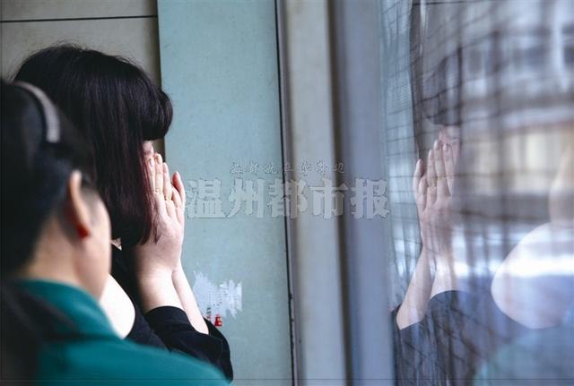 温州全城掀关爱行动 守护伤情稳定的幸存女孩