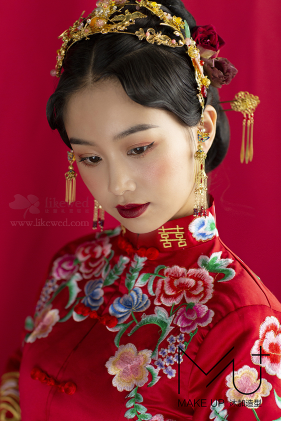 中式新娘造型 美艳不可方物
