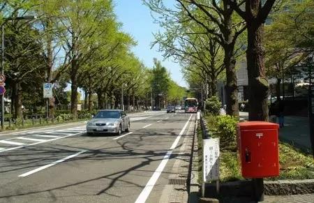 为什么日本街上没垃圾桶还这么干净?