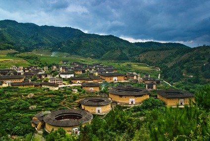 旅游 全国游 正文推荐地三:永定游土楼 永定土楼 全国叫永定的地方