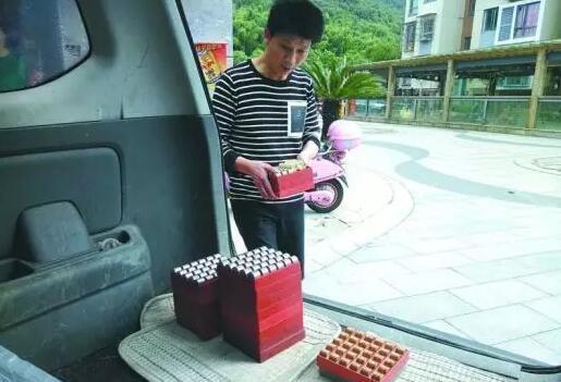 一元硬币不是钱?30多公斤硬币去存款银行被拒收