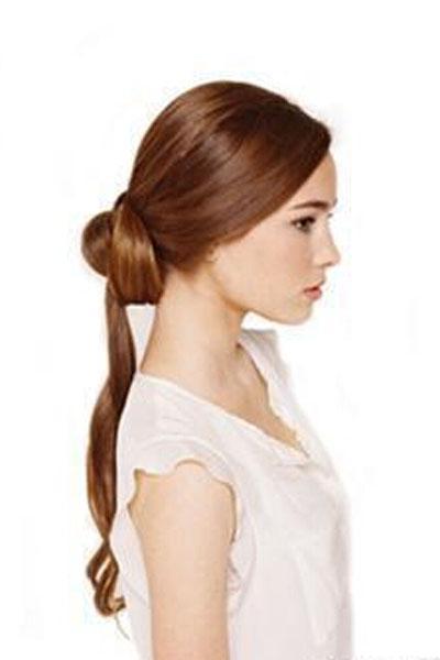 <em>韩式新娘敬酒发型</em>图解 让你一颦一足都显优雅