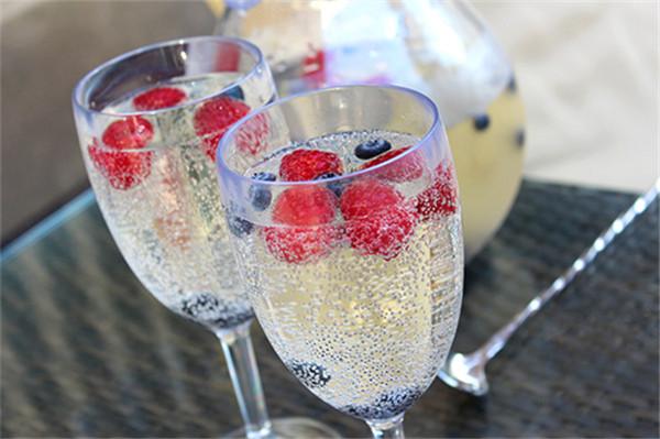 白葡萄酒过适饮期怎么办 3个方法解决_大浙网_腾讯网