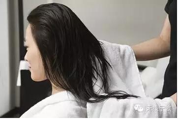 怪不得老<em>掉头发</em> 100%的宁波人都洗错了_大浙