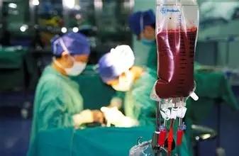  妊娠期急性脂肪肝  生个孩子几乎流光了她全身