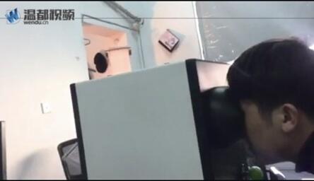 记者暗访驾照换证体检 十项疾病领证人申告即