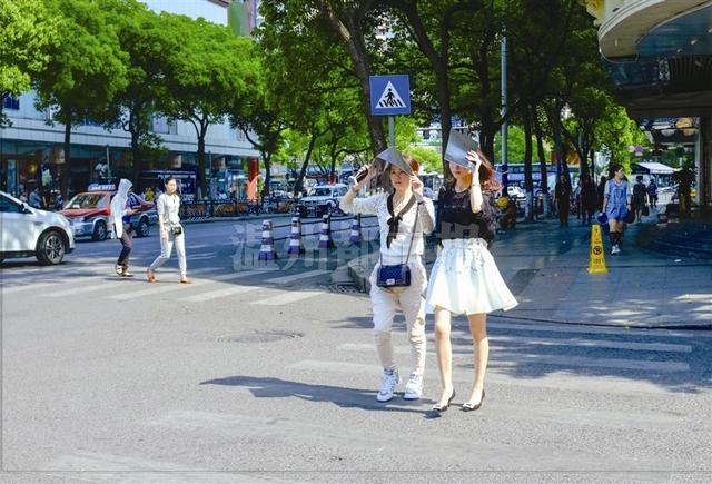 温州迎1951年以来最热的4月16日 美女纷纷穿