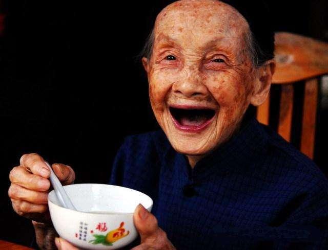 温州百岁老人数居全省之首 长寿老人食谱大公