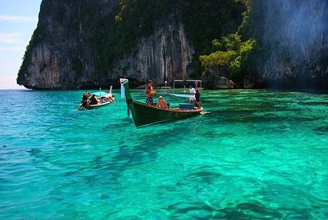 当中泰国的布吉岛,美国的阿拉斯加