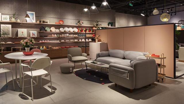全球设计师创作家居品牌造作杭州首店 “流方”概念店在大悦城开幕