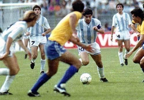 阿根廷1球致敬2大经典 90世界杯传奇一幕再现