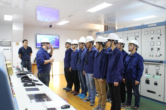 2000年人均工资_2018长沙白领人均工资(2)