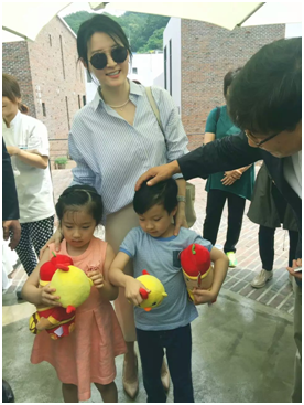 韩品牌Lya nature入驻云集微店 李英爱亲自谈合