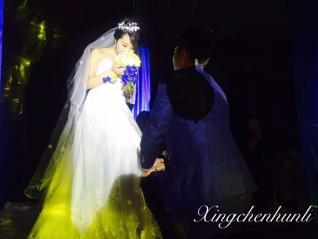 【真实婚礼】星空下的吻