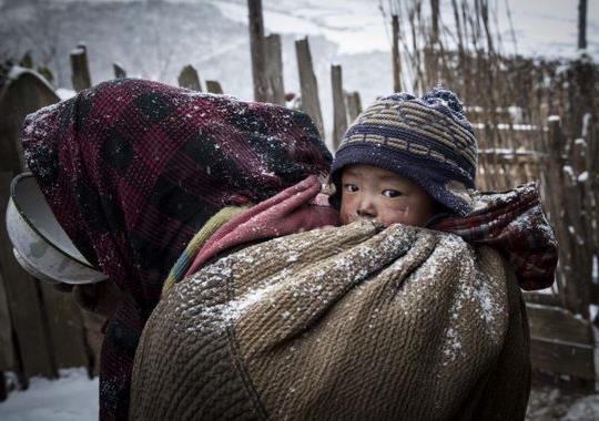 舟山志愿者在行动 让贫困山区孩子过个暖冬
