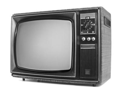 9寸黑白电视以旧换新可抵400元 老太舍不得