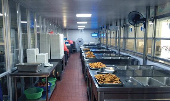 温州建成校园阳光厨房 食品配送烧菜全程直播