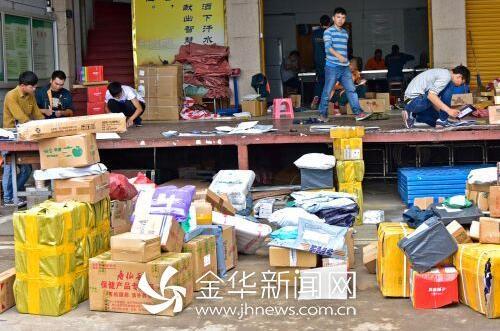 快递公司备战"双十一"图片
