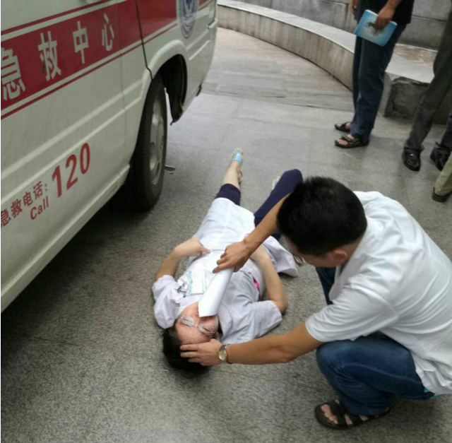 人世间创客club开关三个衢州自动播放播放自动接生一夜原创视频冲床a三个操作说明图片