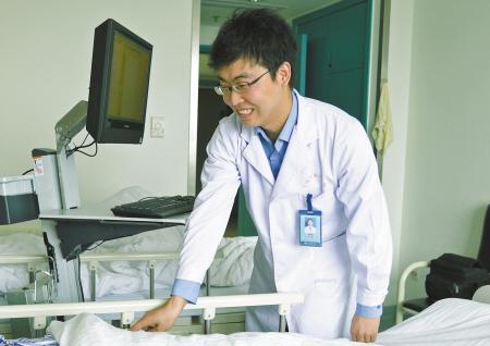 宁波一线男护士近300人 八成对护理工作满意