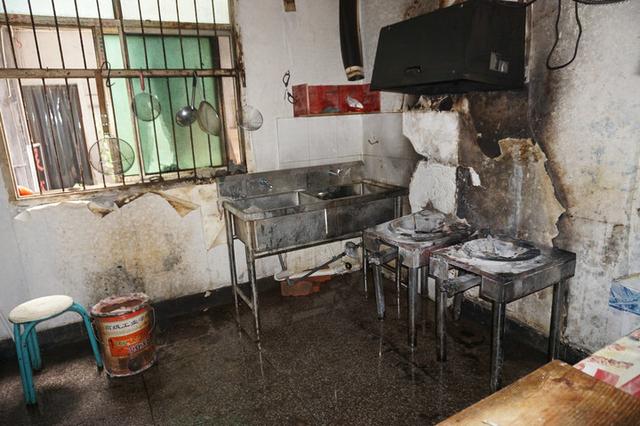 忘关煤气引发火灾 武义一店主被处行政拘留12